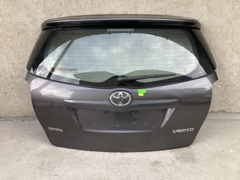 Заден капак за тойота версо/Toyota verso 09-14г