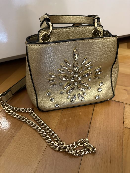 Нова чанта на Zara