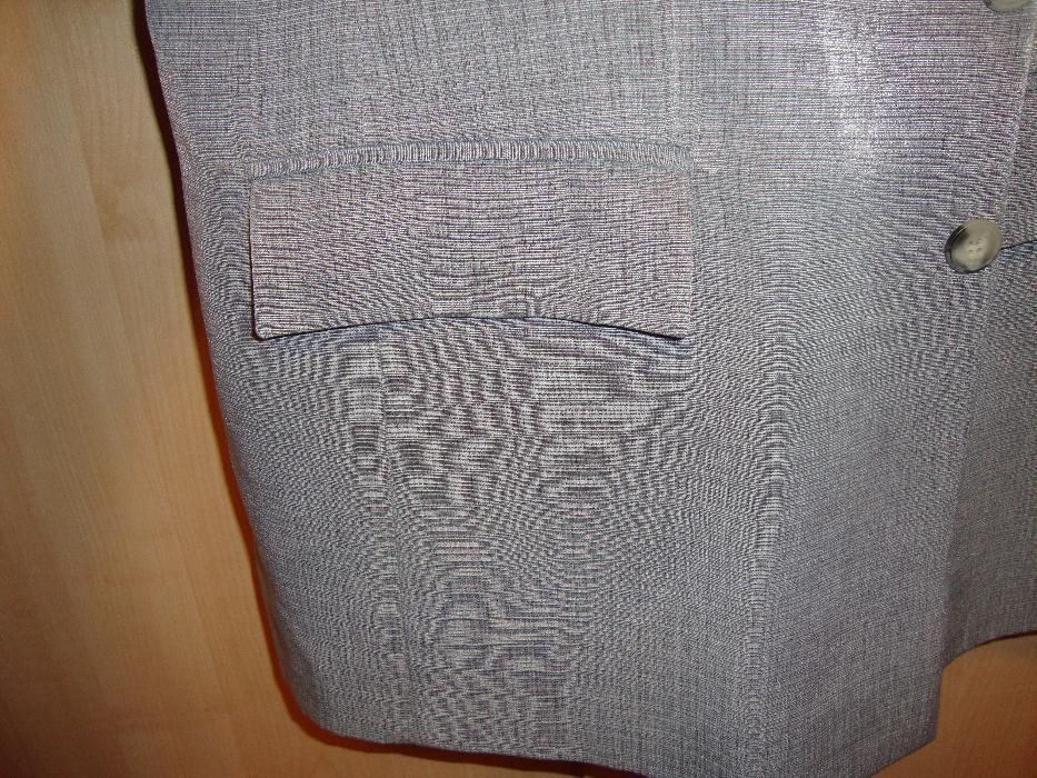 Мъжки сив костюм размер 52