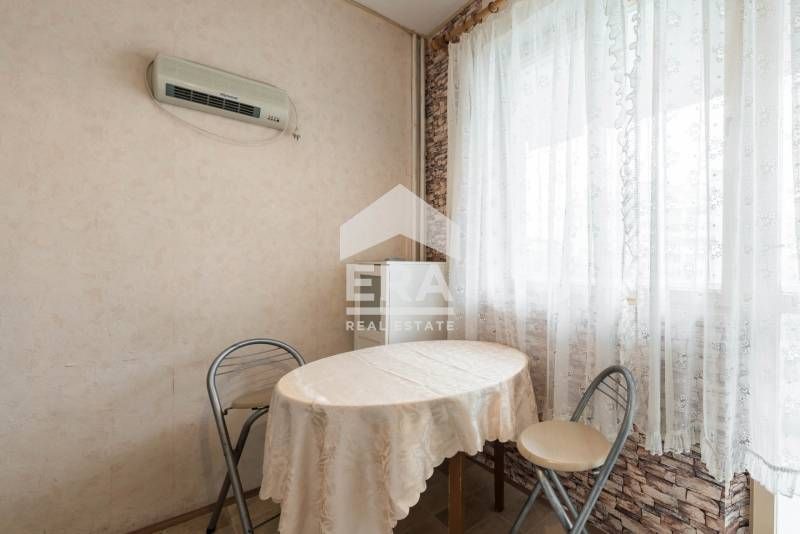 Продава се Двустаен апартамент в Варна, Възраждане 1 - 49 кв.м за 1082 €/кв.м - Снимка #9