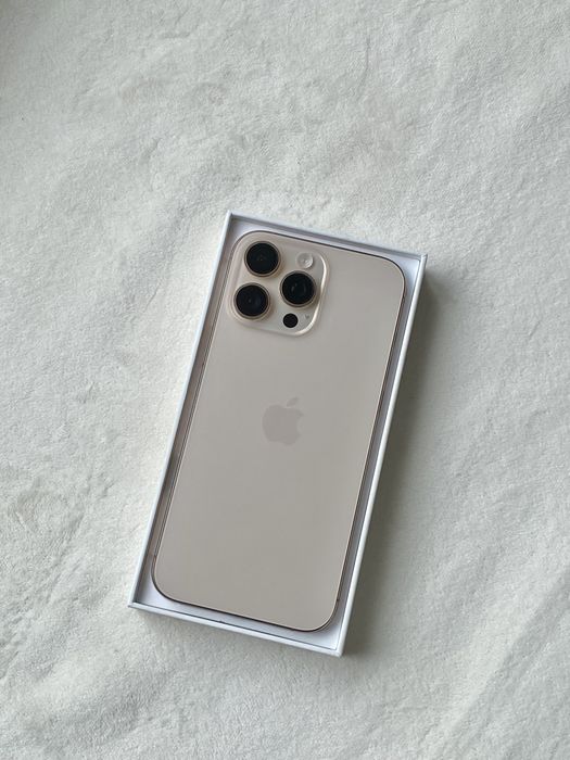 iPhone 16 Pro Max Desert Titanium 512 GB