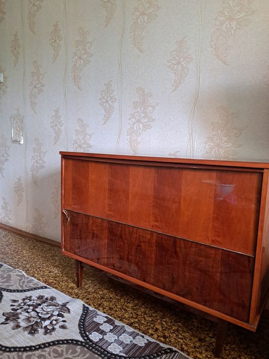 SSSR Vintage Sekretar Komod 1970-yil