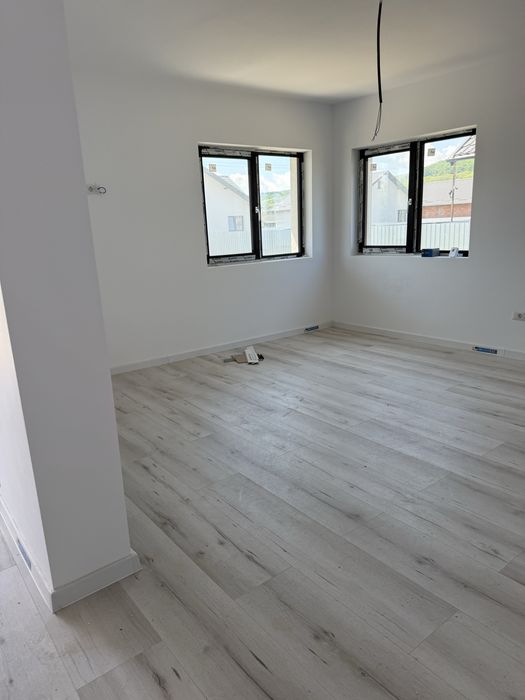 PROPRIETAR Casa noua Hemeius 106.000€ TVA Inclus