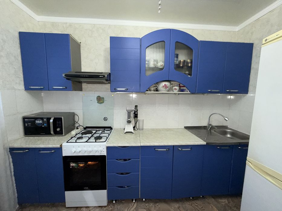 Продам кухонный гарнитур!