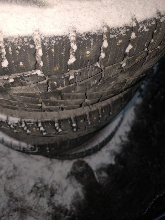 Продам резину в хорошем состояние