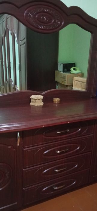 Шифонер ва комод