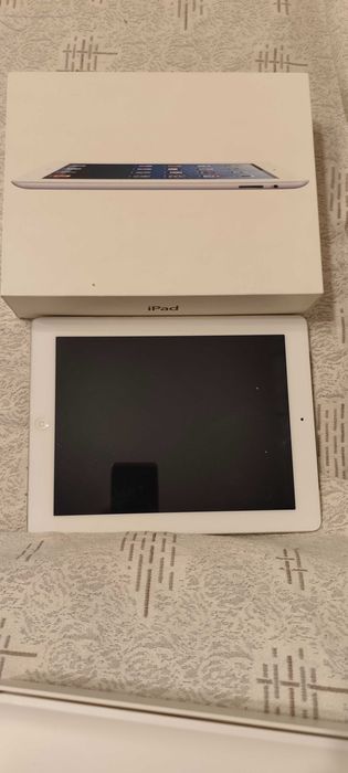 IPad 16GB White страхотен