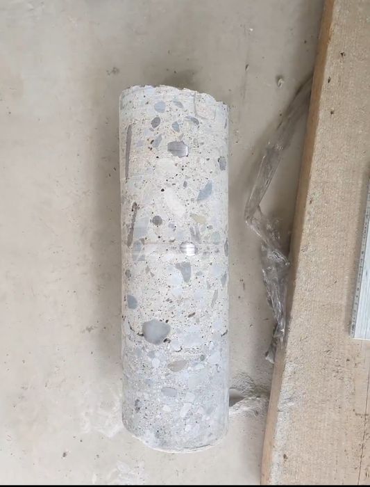 Servicii profesionale de carotare a betonului.