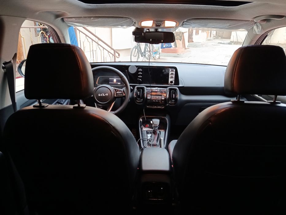 Kia SONET 3 pozitsa eng full luki bor