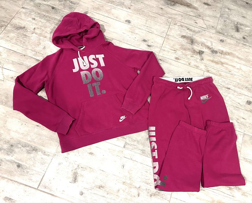 Дамски екип Nike размер S