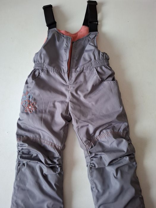 Куртка и брюки весенние для девочки