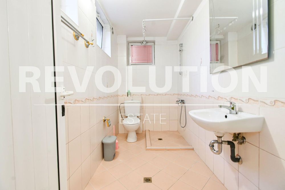 Дава се под наем Тристаен апартамент в София, Симеоново - 70 кв.м за 460 € - Снимка #10