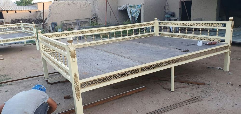 Karavat darvoza naves kachela yasash hizmati