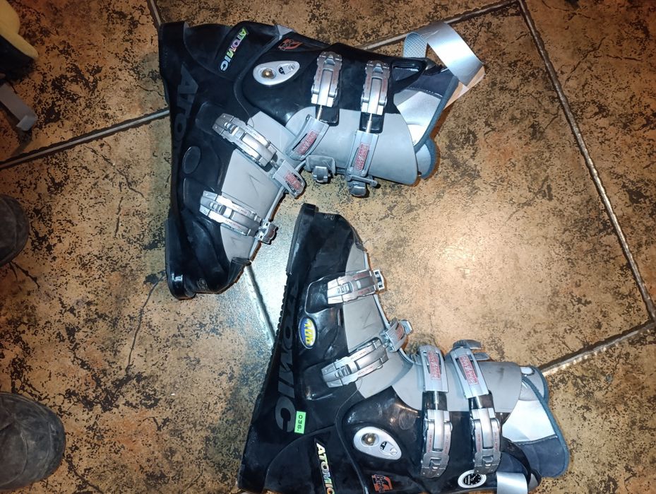 Bots snowboard model nou