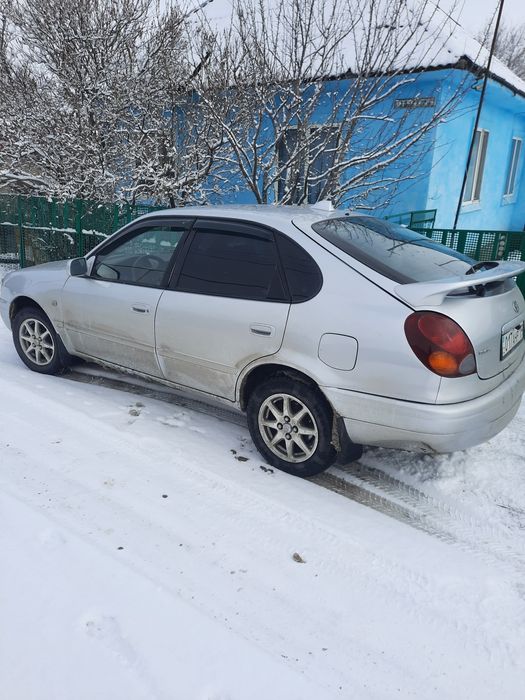 Тоиота королла хечбек