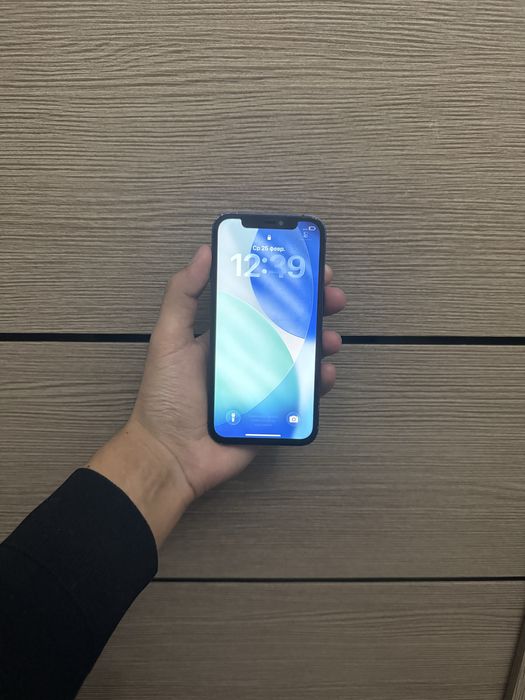 Айфон 12 с коробкой