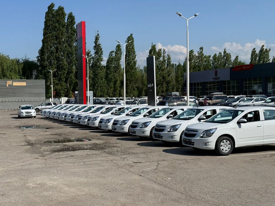 Набор водителей для аренды авто