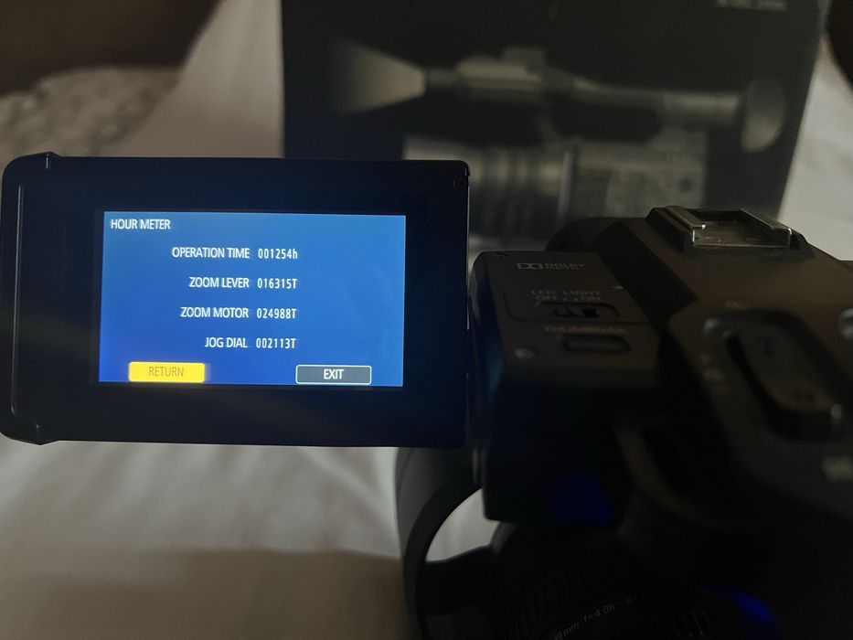 Почти нова камера Panasonic AG-AC30 125 часа работа