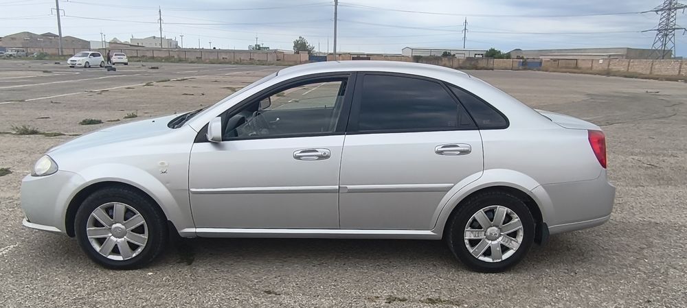 Daewoo Gentra 2014