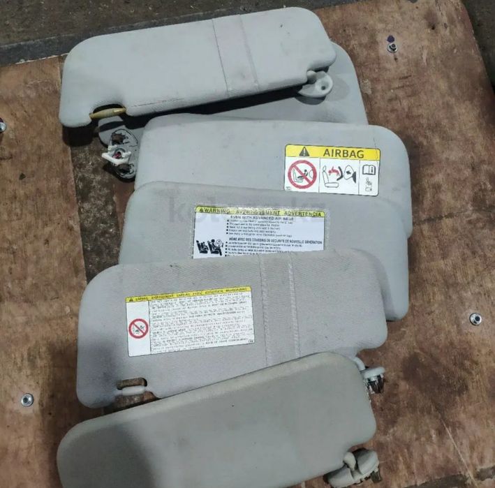 Козырек солнцезащитный Каролла, Аурис, Королла