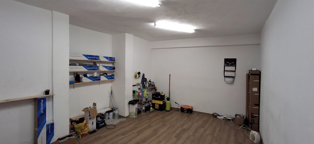 Гараж/складово помещение с маза под наем Варна