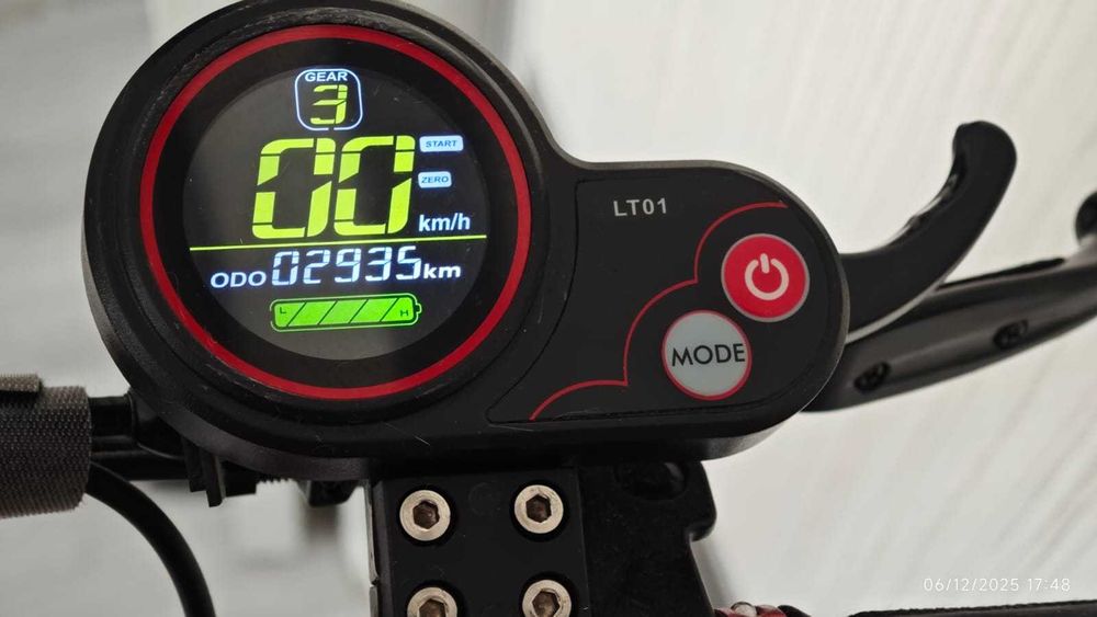 Trotinetă electrică Kaabo Mantis 2 x 1000W  60km/h