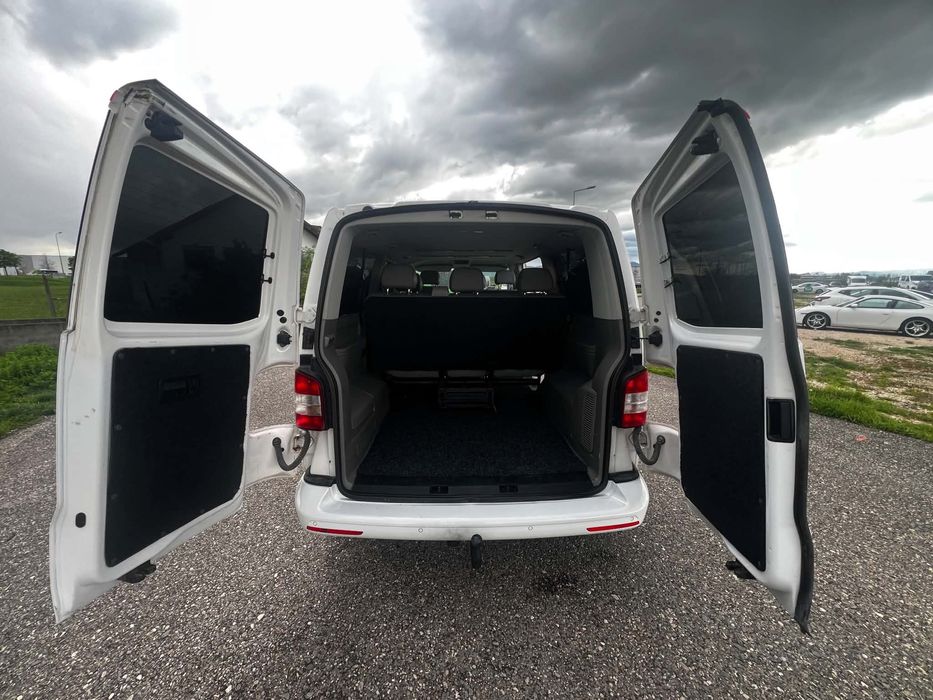 Vw Caravelle Lung 8+1 An Fabricatie 10/2014 2.0 Tdi 140 Cp 6+1 Trepte ! Recent Adusa