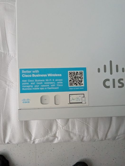 2 bucati -Switch cisco CBS220-BT-E-2G