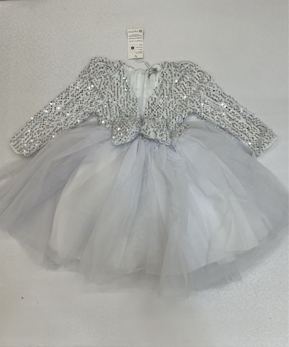 Продам новые  нарядные , вечерние платья  от 30 -34 размера