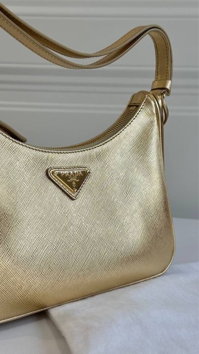 Новая сумка Prada