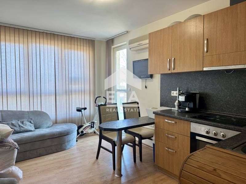 Продава се Двустаен апартамент в Варна, м-т Св. Никола - 50 кв.м за 1224 €/кв.м - Снимка #2