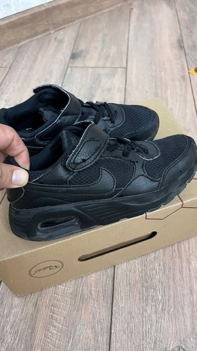 Кроссы Nike оригинал размер 32