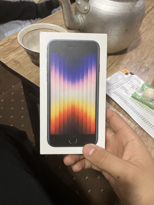 Iphone Se  korobka bor