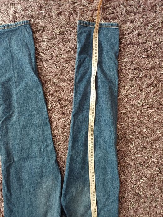 Blugi noi, mărime 170 Reserved