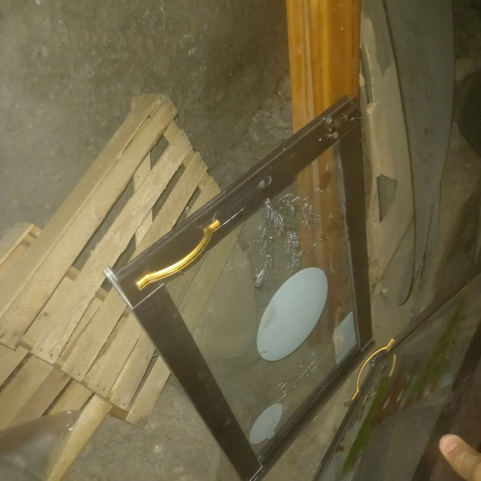 Окно с открыванием перегородки