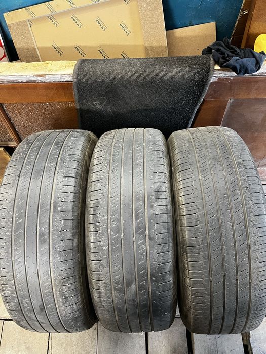 Продам летнюю Nexen 235/65/18