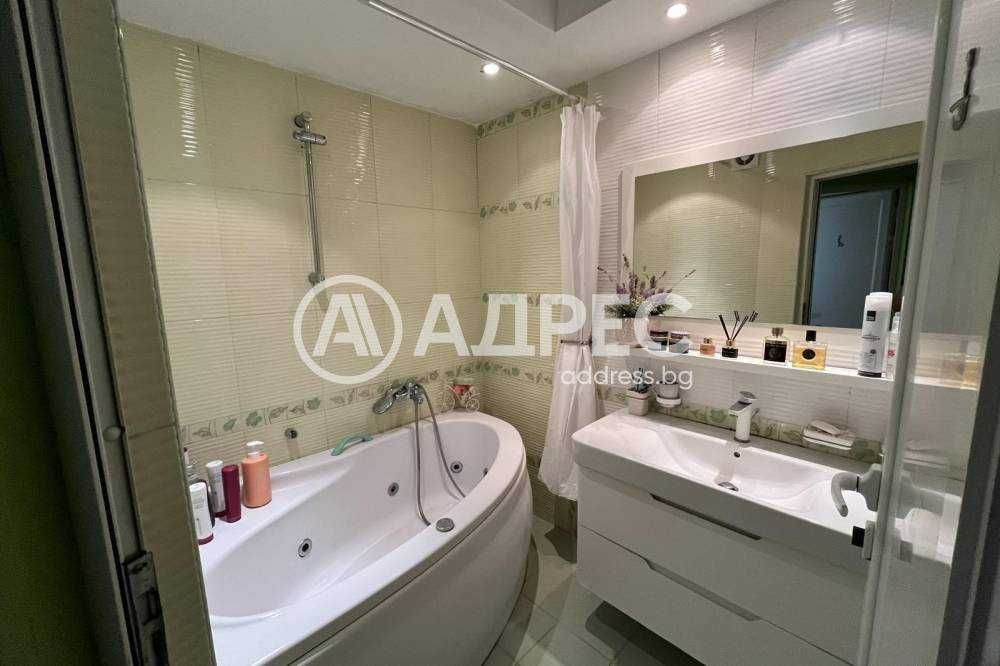 Продава се Многостаен апартамент в Разград, Център - 100 кв.м за 1377 €/кв.м - Снимка #7