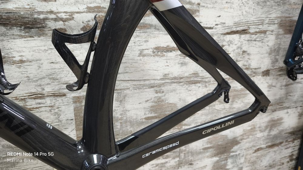 Карбонова аеро шосейна рамка Cipollini RB1K The One Rim | M