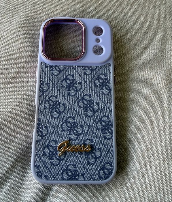 Кейс Guess Iphone 17 pro