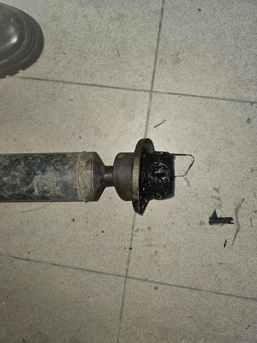 Кардан за Audi A6 Avant 2.7 TDI V6 quattro, 2006 година,