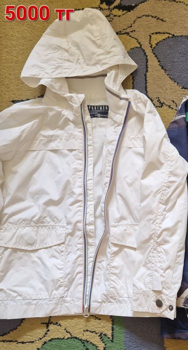 За всё- 18000₸!!! Куртка детская на мальчика 7 лет и другие вещи.