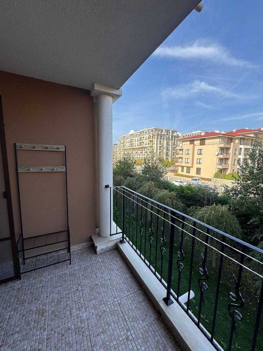 Продава се Двустаен апартамент в Свети Влас - 71 кв.м за 1078 €/кв.м - Снимка #8