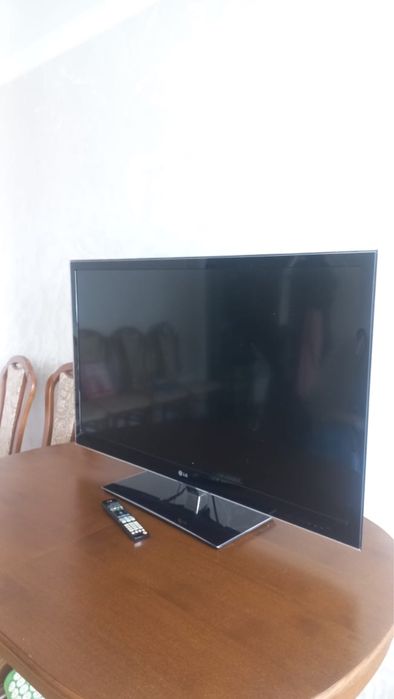 Телевизор LG, 128 диагональ