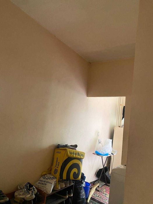 Продаётся 1-комнатная квартира на Юнусабаде 14 (балкон 2*6)