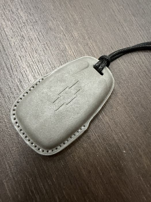 Чехол ключ на оникс шевролет