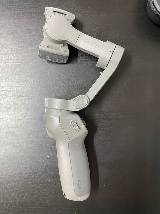 Vând Gimbal OSMO Mobile 3 Combo - NOU, nefolosit - stabilizator
