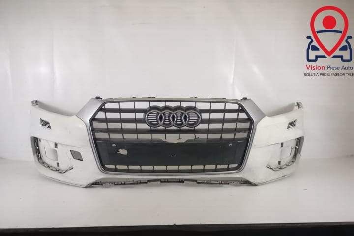 Предна броня Оригинална В добро състояние С 2 сензора И централна реше