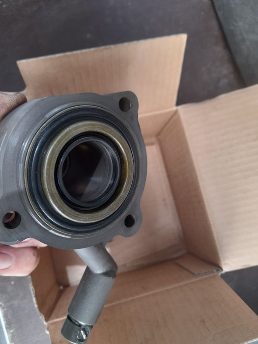 Съеденител притесканел феродов лагер помпа фиат дукато 3.0 Fiat dukato