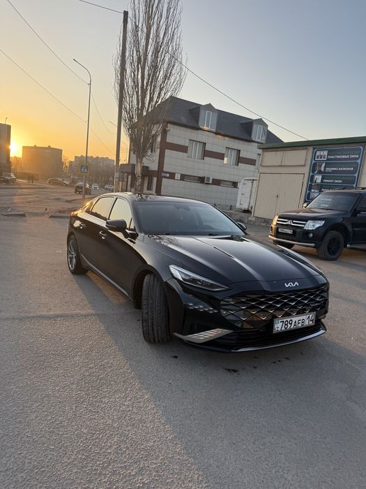 KIA K8 2021 года