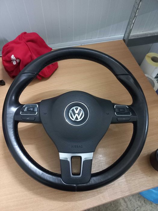Volan pssat b7 cu comenzi
